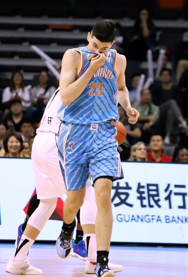 拉力赛常规赛上演强强对话,剑门貔貅队大胜荆楚灰熊队,战术调整见效;锋线火力回暖(韶关拉力赛视频完整免费在线看免费版) 拉力赛常规赛上演强强对话,剑门貔貅队大胜荆楚灰熊队,战术调整见效;锋线火力回暖(韶关拉力赛视频完整免费在线看免费版)